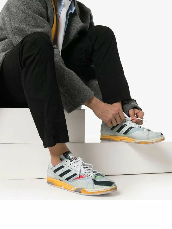 adidas torsion leather